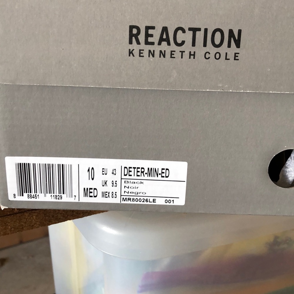 Black men’s Kenneth Cole Reaction Shoes